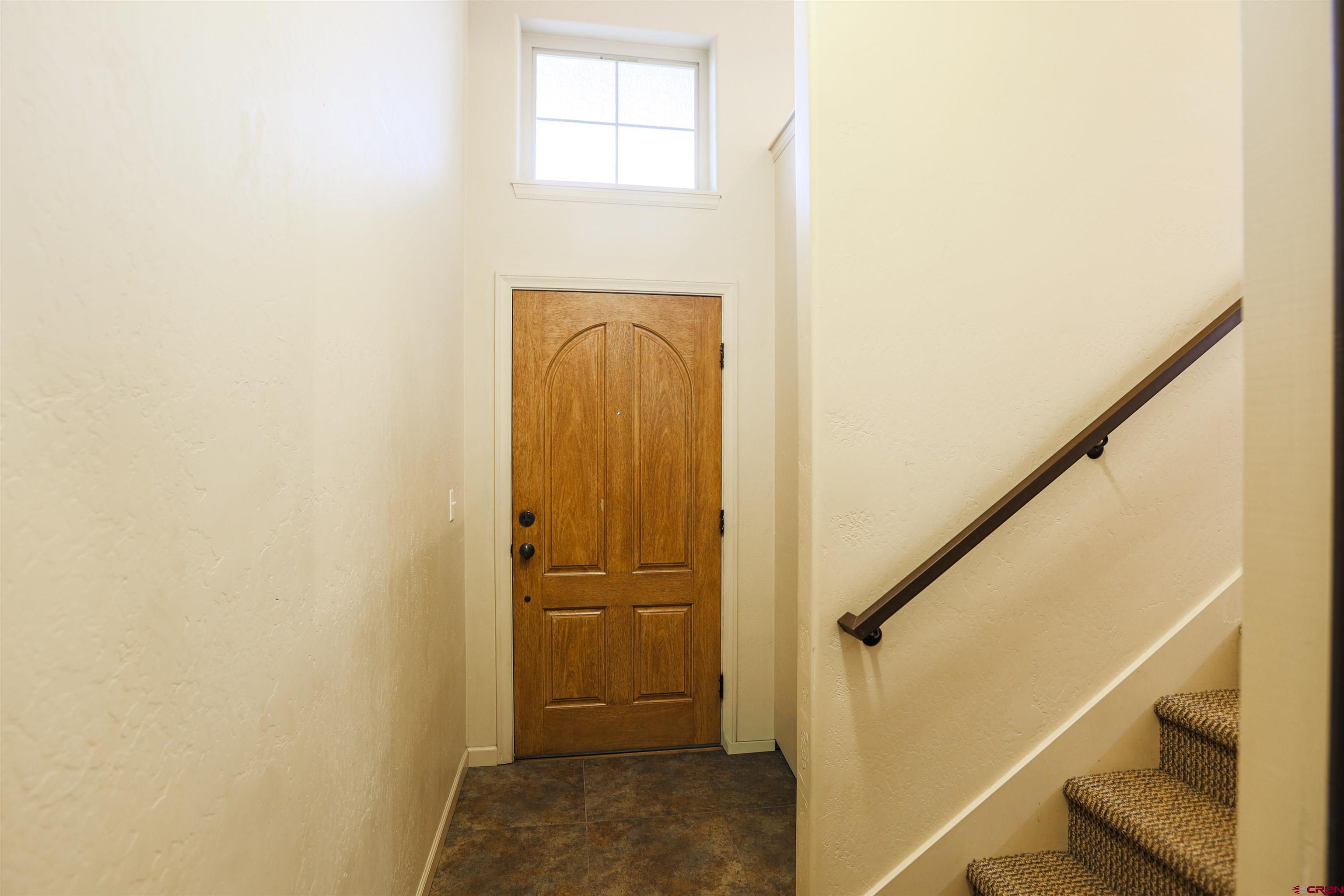 Image 3: Entry