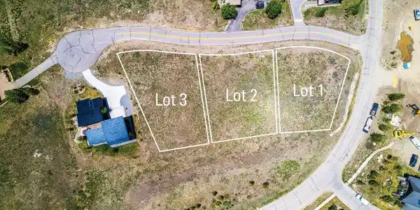 4 Lapis Lane