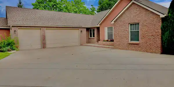 3924 Mount Hayden Drive