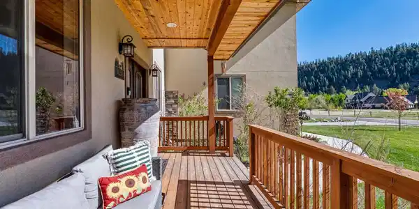 Image 4: Front Porch