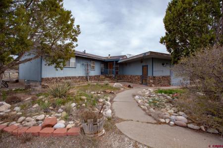 25352 Cedar Mesa Road