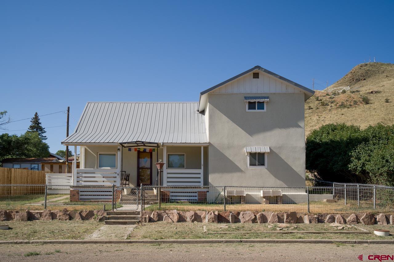 Image 2: Front of House