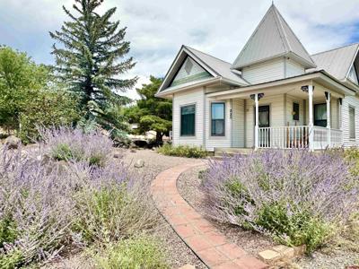 225 NW 4Th Street