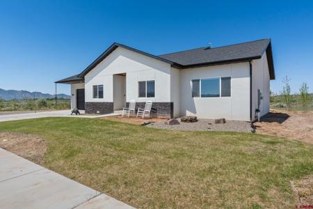 1517 Golf Course Lane