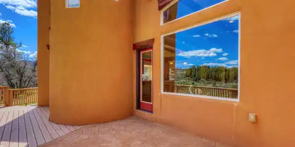 719 Spring Creek Circle