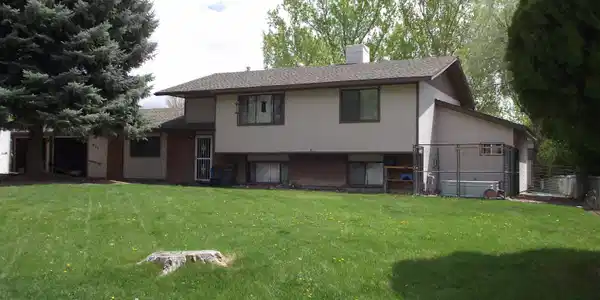 611 Cottonwood Drive