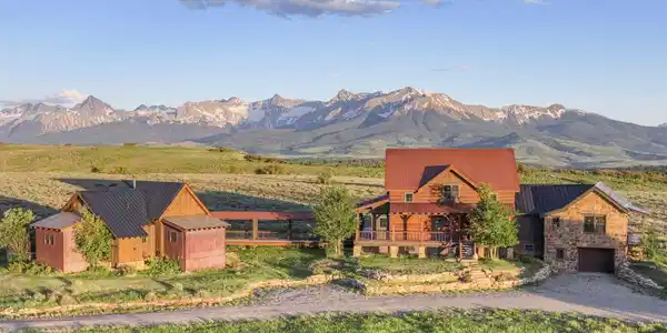 842 Ranch Road