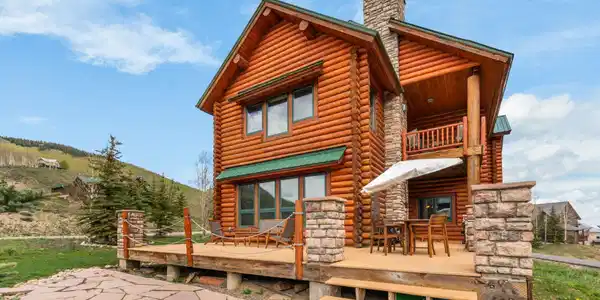 Image 3: Back Deck