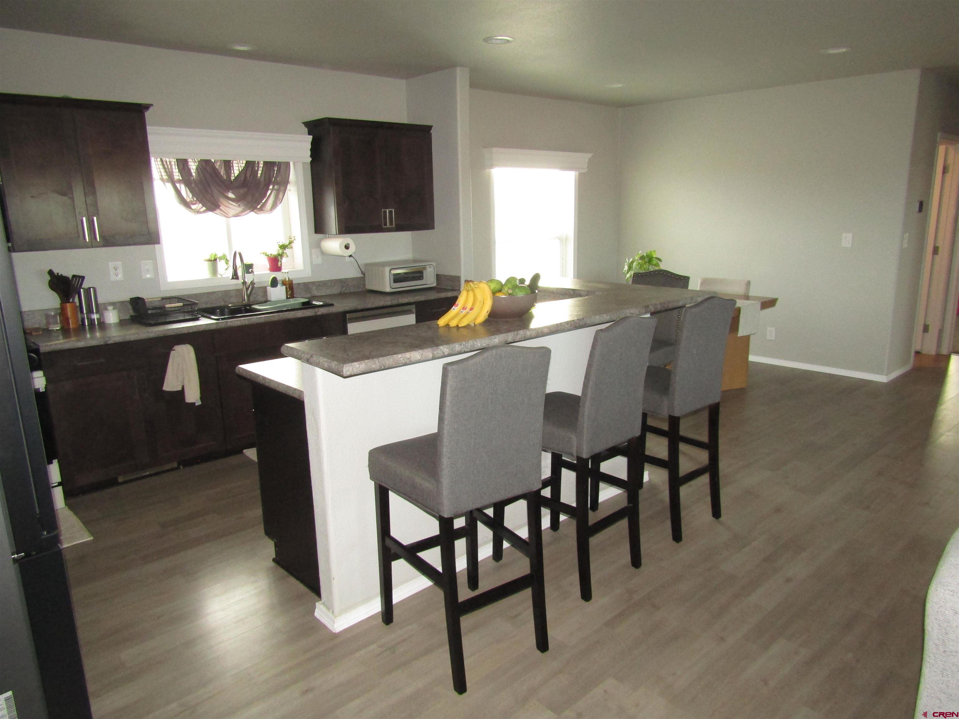 Image 3: Kitchen