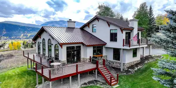 9 Glacier Lily Way