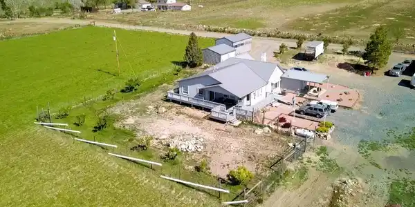 15736 2600 Road