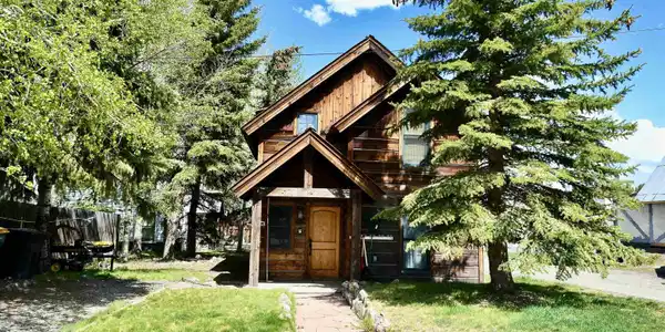 602 & 604 Fourth Street