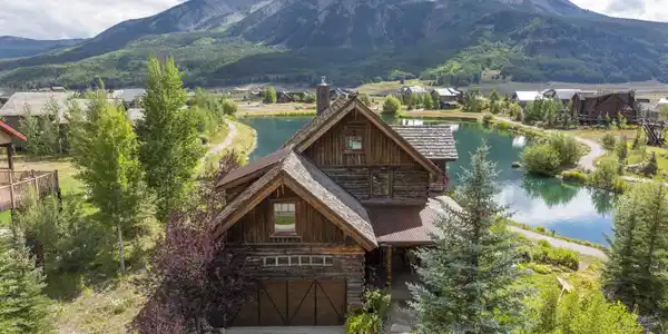 262 Larkspur Loop