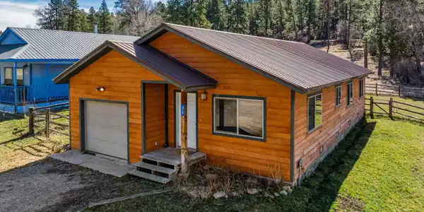 96 Meadowbrook Drive