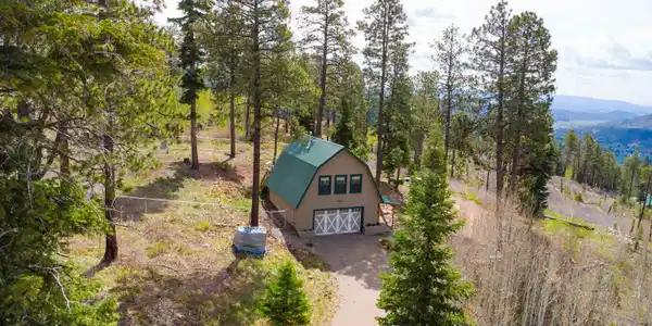 1679 Rosalie Drive