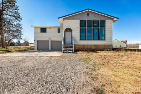 314 E Pioneer Drive