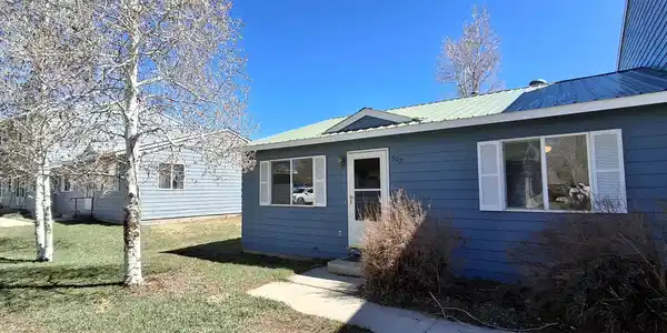 302 S 5th Street