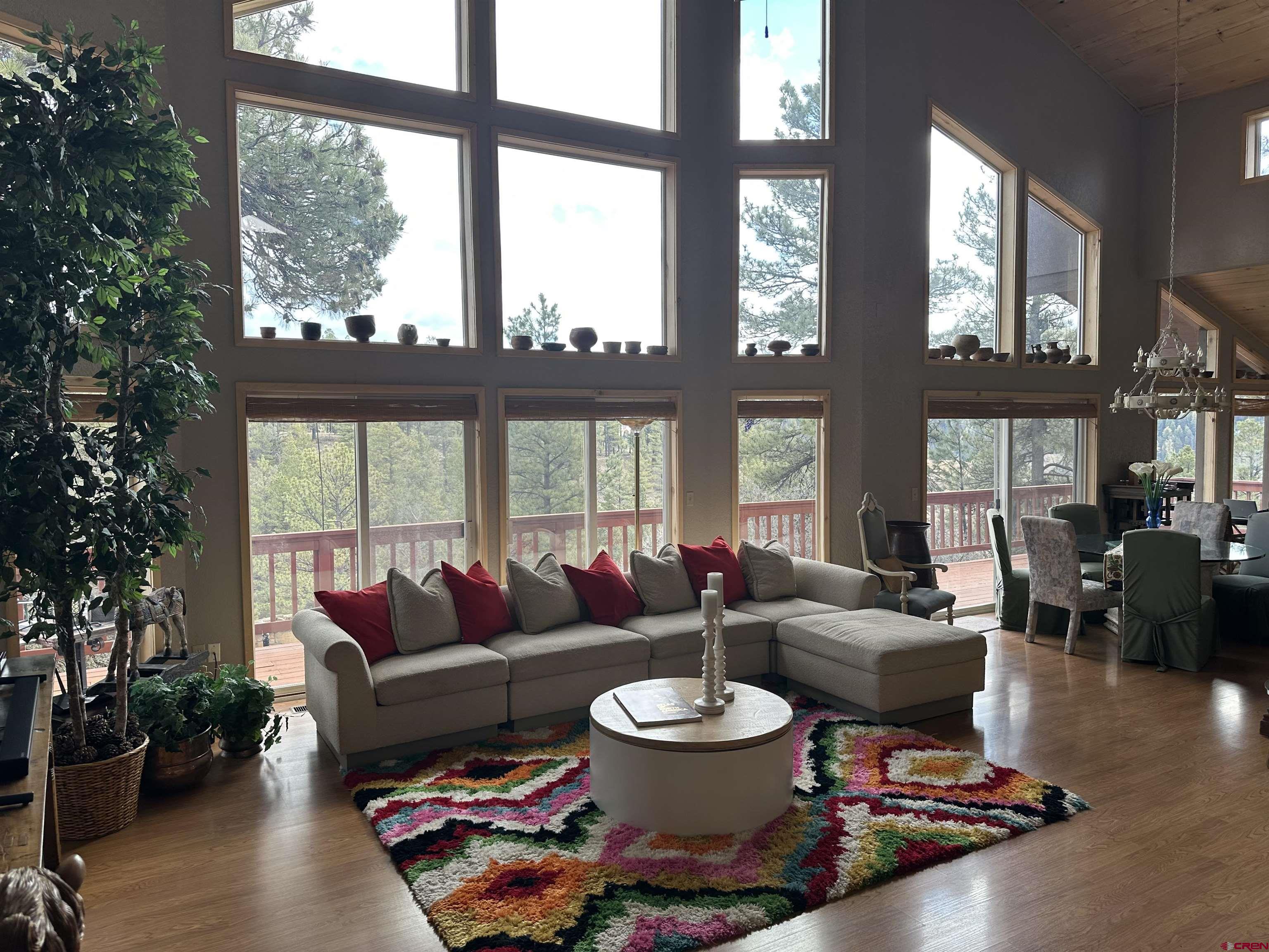 Image 2: Living Room