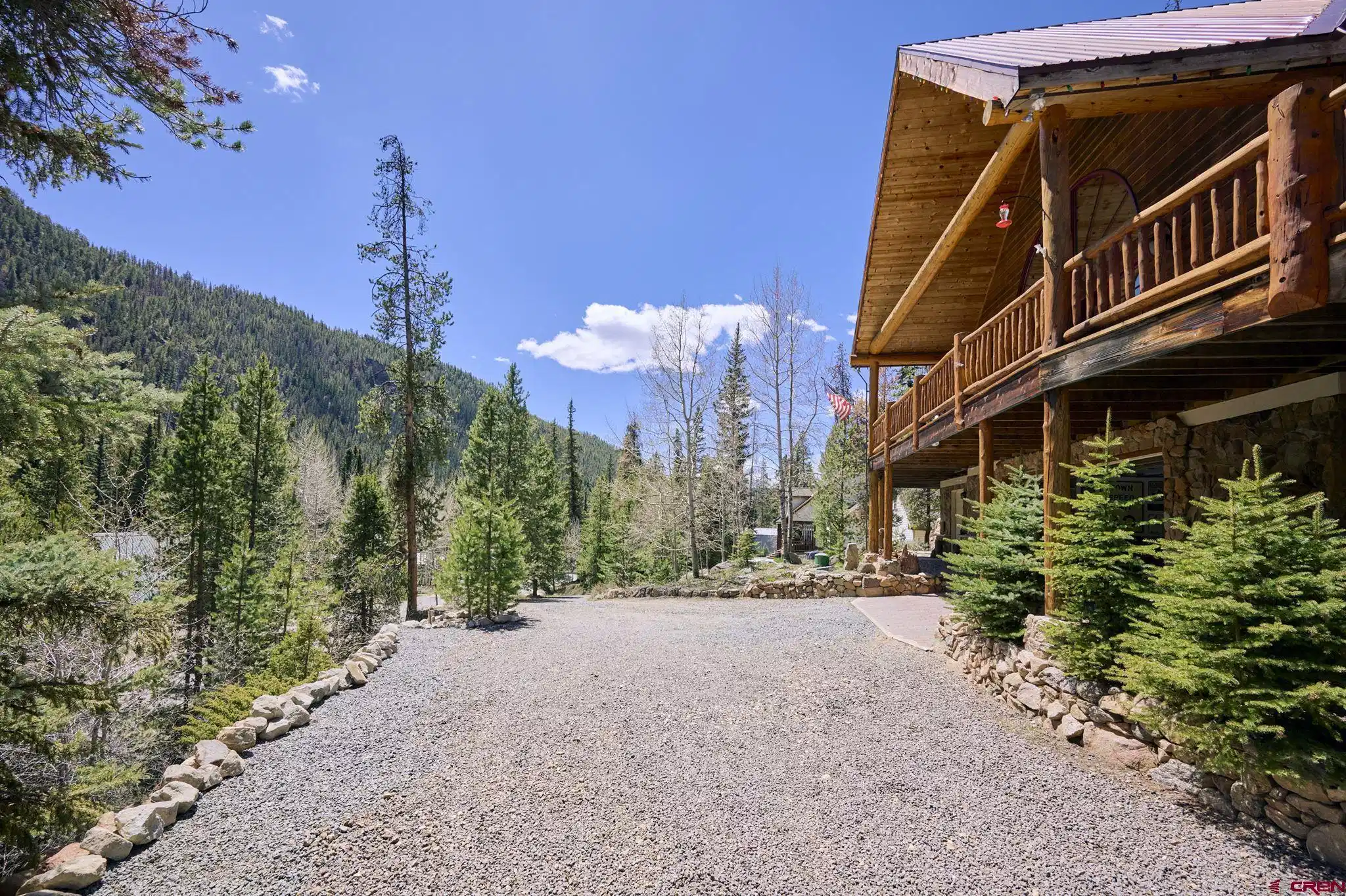 Image 1: Driveway