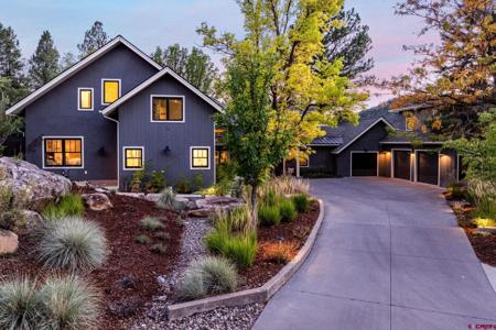5 Pine Tree Way