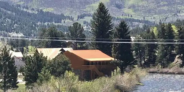 526 Vista Del Rio Drive