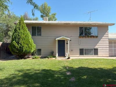1093 Scott Circle