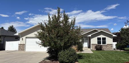 2817 Glen Oak Drive