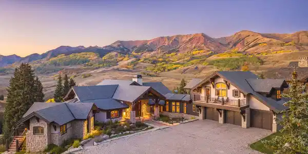 28 Kokanee Lane