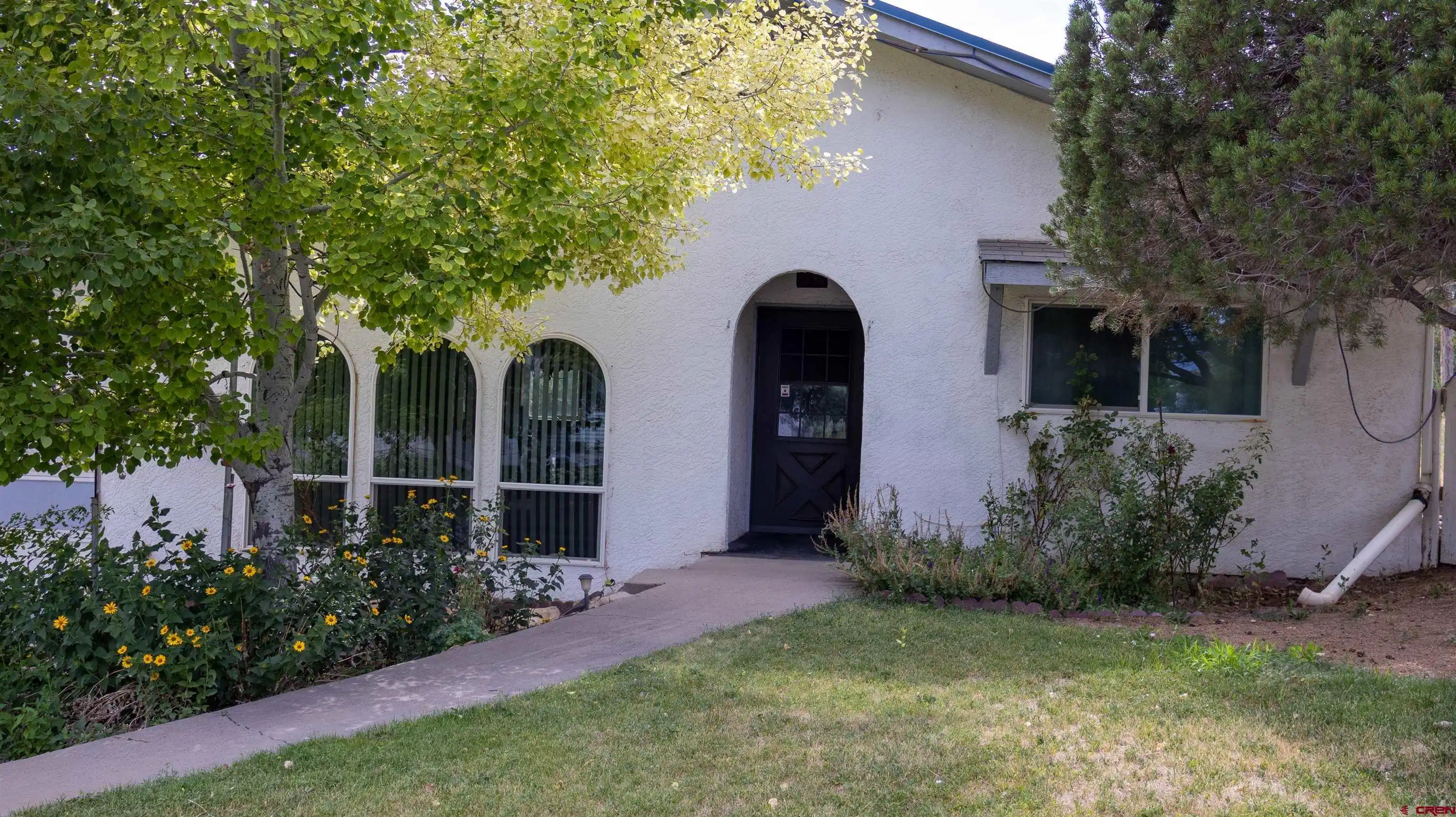 Image 1: 326 Poplar Way