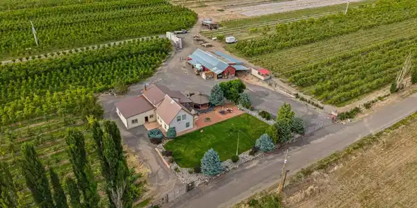 20813 Nowhere Road
