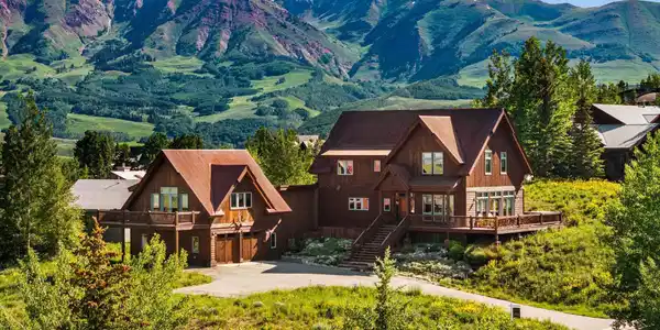 32 Cinnamon Mountain Road