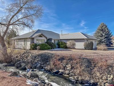 1270 SE Deer Creek Drive