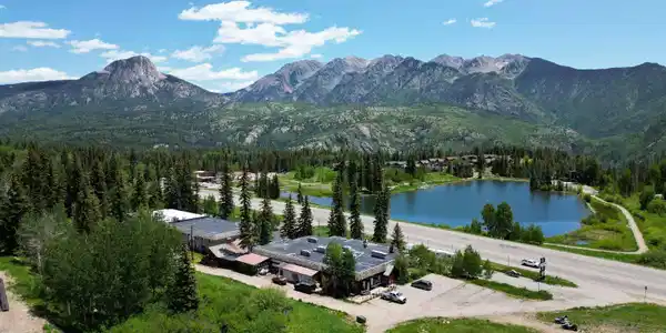 Image 2: Mountain View