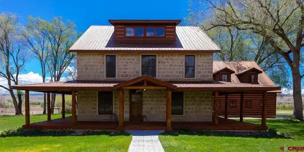 Image 2: Front of House