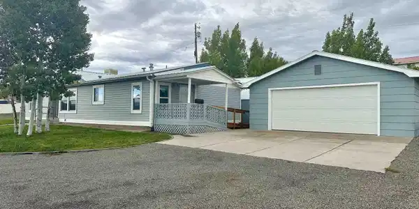 9427 2100 Road