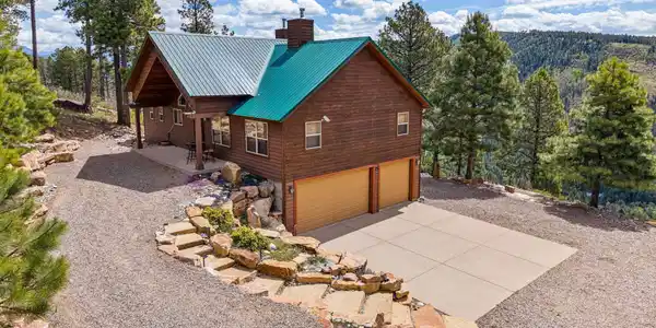 1292 Skyline Drive