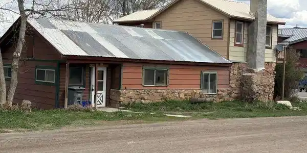 411 N Lena Street