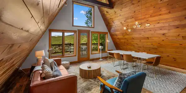 41 Cinnamon Mountain Road