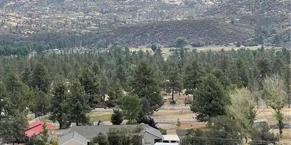 2 Goldshot Creek Road