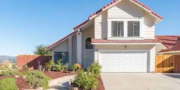 15600 Lake Ridge