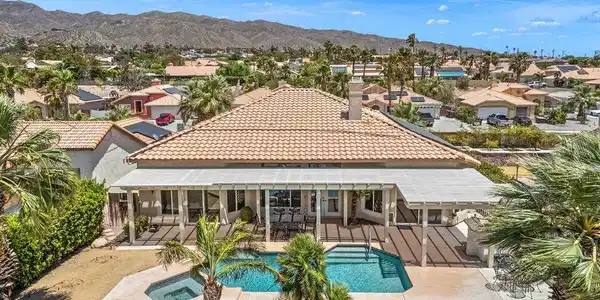 9891 El Rio Lane