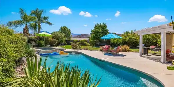 45400 Ashwood Court