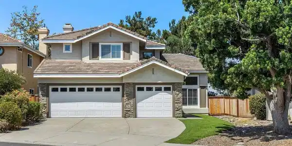 1039 Honeysuckle Drive