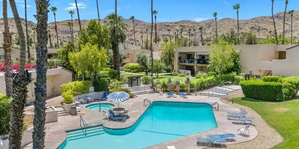 5300 E Waverly Drive