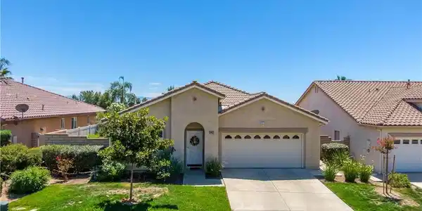 28433 Oasis View Circle