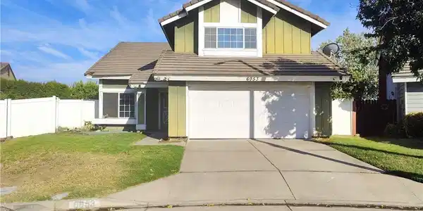6953 Saddleback Place