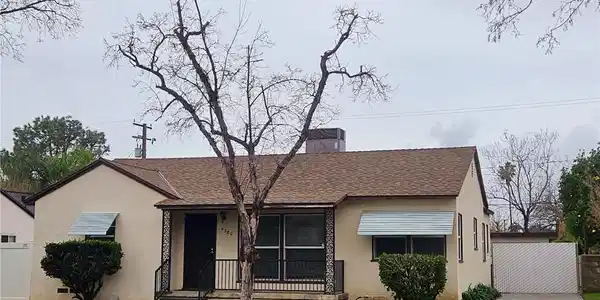 4380 N Mountain View