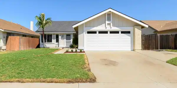 6227 Calle Bodega