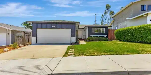1890 Claremont Drive