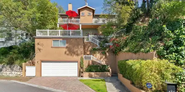 436 Redwood Drive